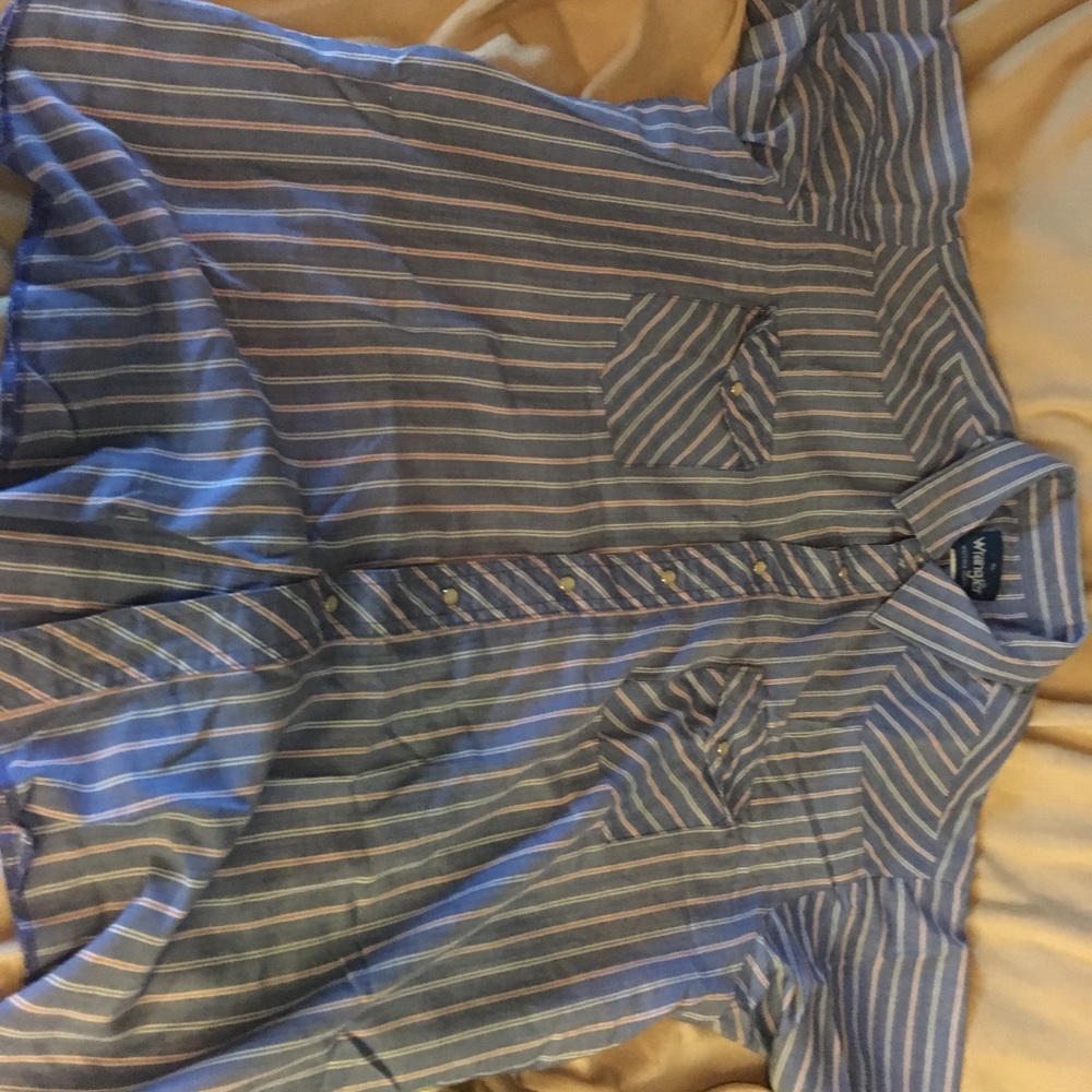 Wrangler button up